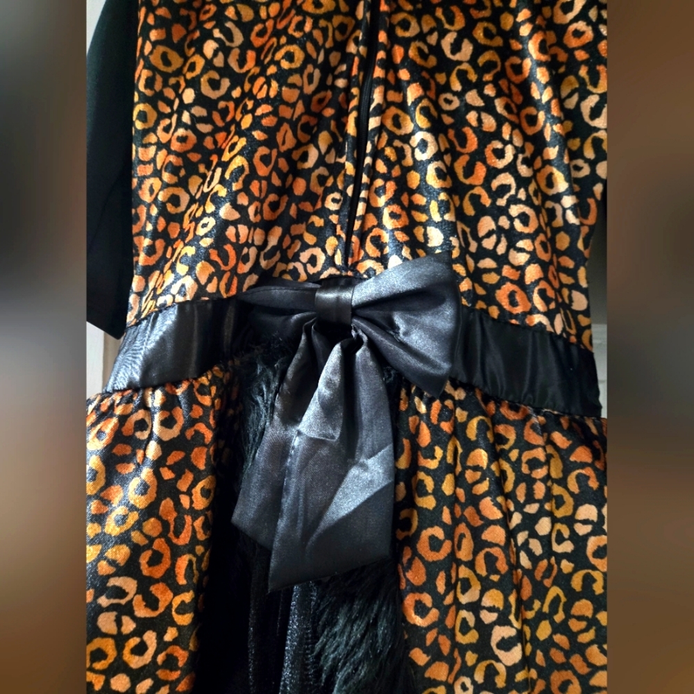 Leopard Dress Halloween Costume for Girls Dress and Tail XL (14-16) - Picture 3 of 6